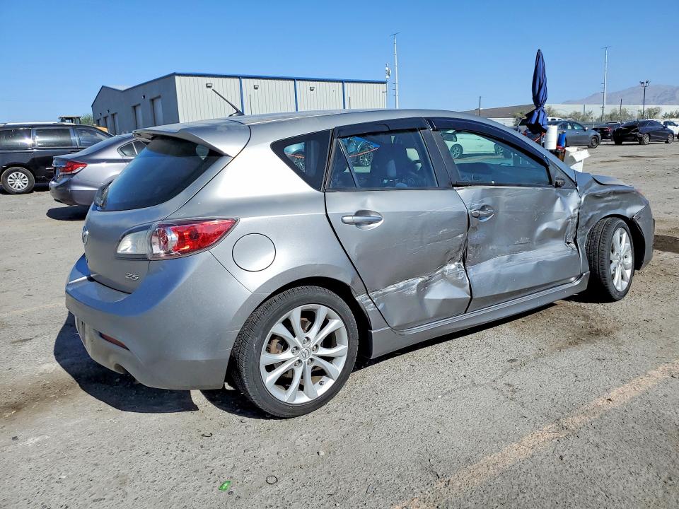 2011 Mazda 3 VIN JM1BL1K63B1383517 COPART salvage auction — SIDE, Nv - Salvage Title, sold $725 on 2026-07-28 (photo 3)