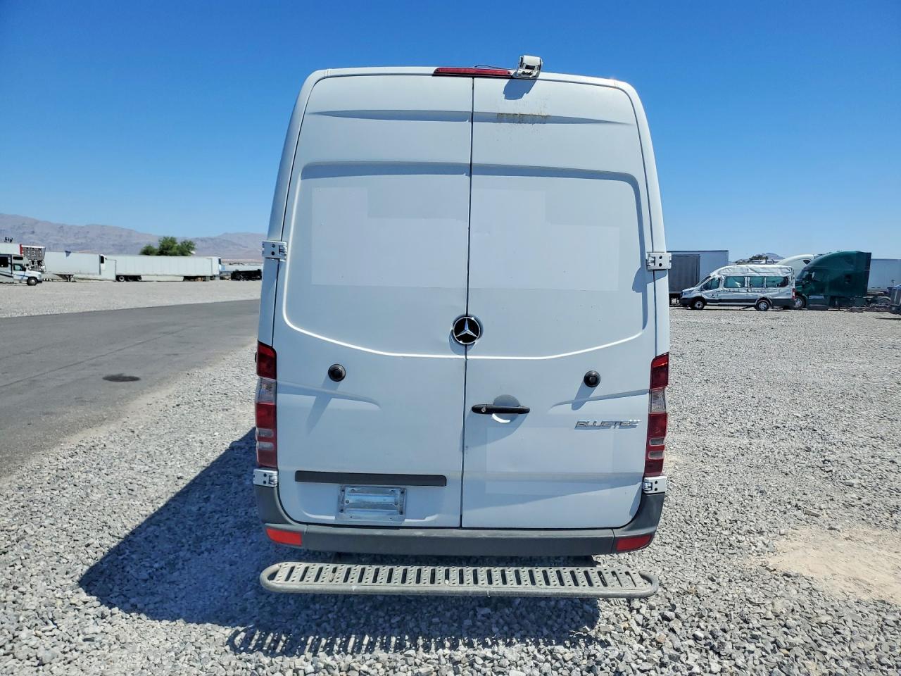2015 Mercedes Benz Sprinter 2500 VIN WD3PE8DB3FP124347 COPART salvage auction — Side, NV - CERTIFICATE OF TITLE (P), sold $1,600 on 2026-07-01 (photo 6)