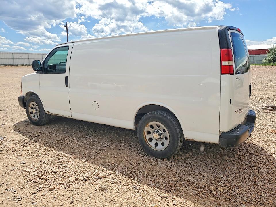 2014 Chevrolet Express VIN 1GCSHAF45E1138202 COPART salvage auction — NORMAL WEAR, Sd - Certificate Of Title, sold $800 on 2026-07-28 (photo 2)