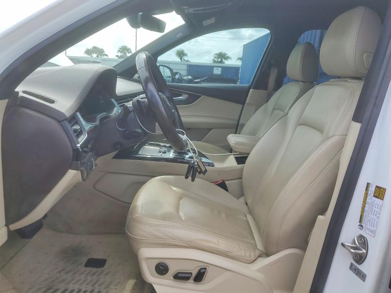 2017 Audi Q7 VIN WA1LAAF75HD033692 COPART salvage auction — MINOR DENT/SCRATCHES, Mn - Certificate Of Title, sold $4,300 on 2026-07-20 (photo 7)