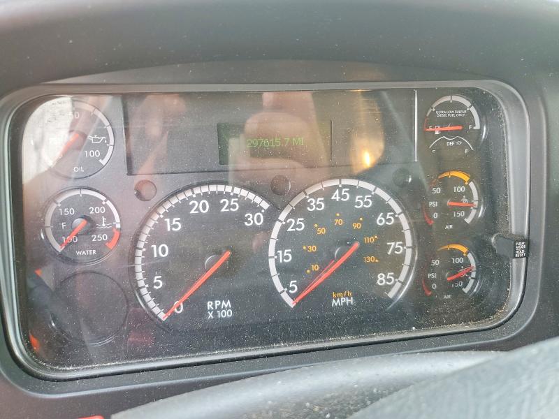 2022 Frht - freightliner VIN 3ALACWFC1NDMV5345 COPART salvage auction — ROLLOVER, PA - CERTIFICATE OF SALVAGE, sold $80 on 2026-07-29 (photo 9)