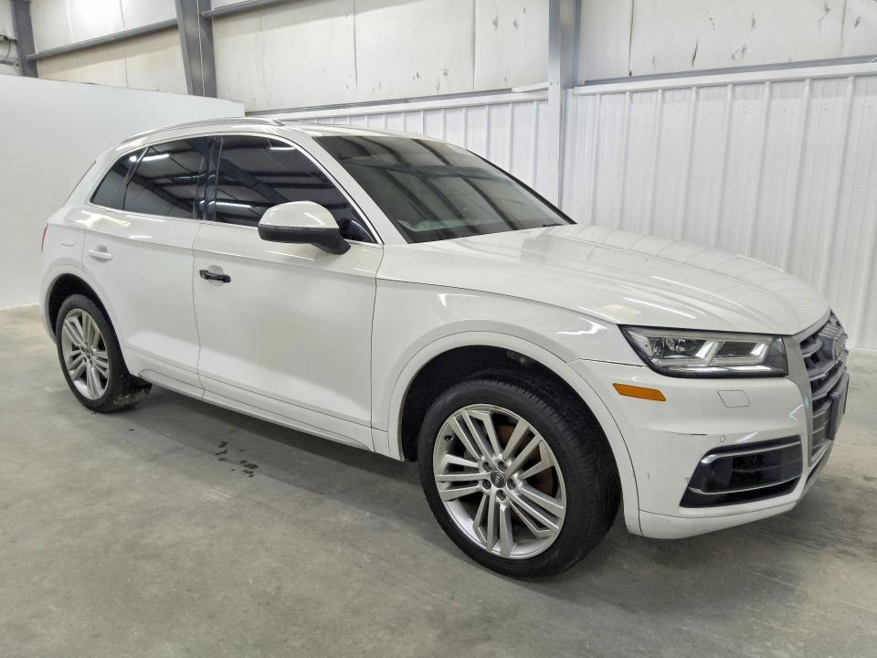 2018 Audi Q5 VIN WA1CNAFY8J2070217 COPART salvage auction — MINOR DENT/SCRATCHES, TX - CERTIFICATE OF TITLE, sold $4,100 on 2026-07-23 (photo 4)