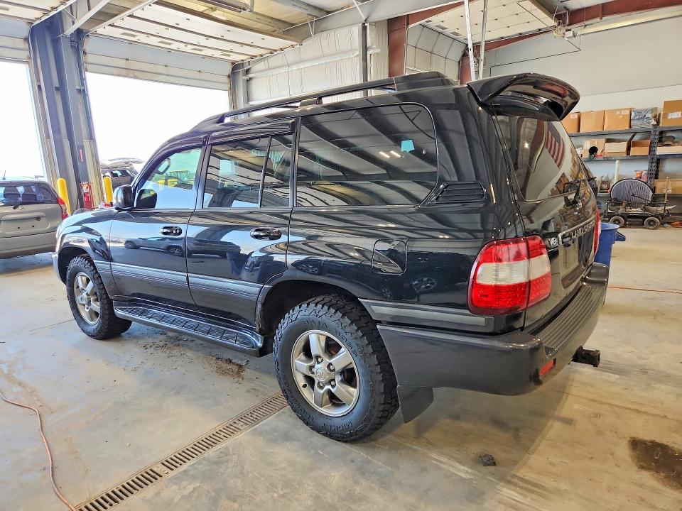 2006 Toyota Land cruiser VIN JTEHT05J562091402 COPART salvage auction — MINOR DENT/SCRATCHES, Sd - Dealer Only Clean Title (P), sold $9,900 on 2026-07-23 (photo 2)