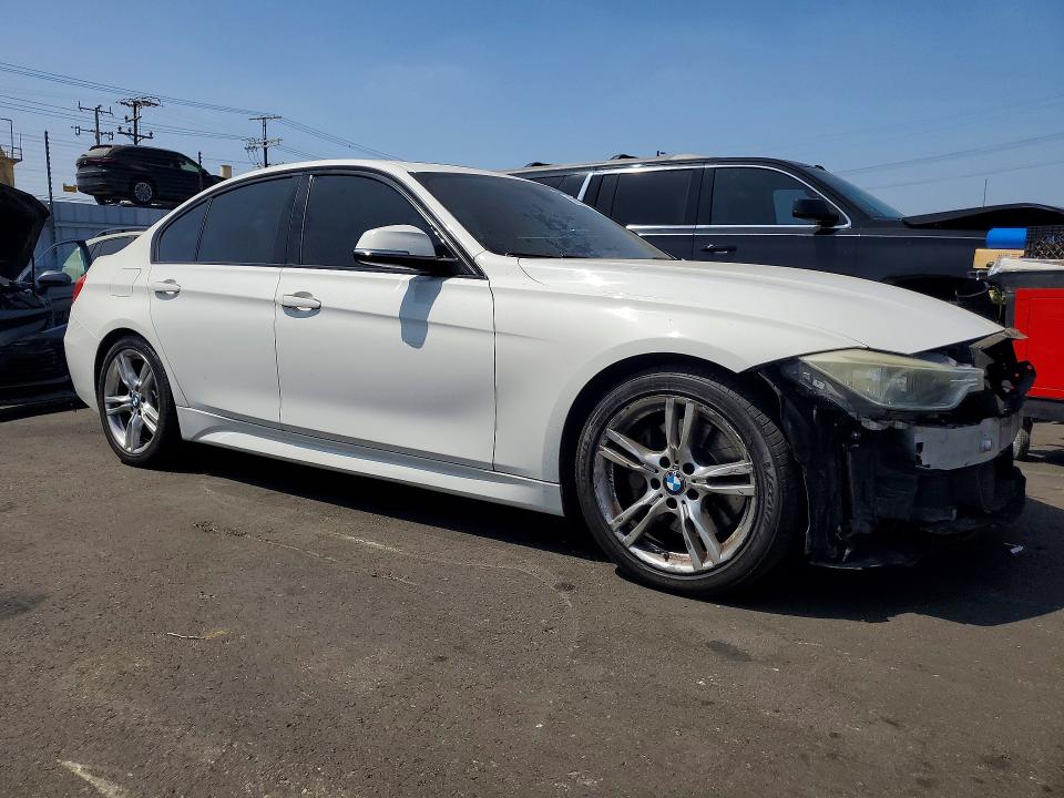 2015 BMW 3er VIN WBA3A5G54FNS90969 COPART salvage auction — FRONT END, Ca - Salvage Certificate, sold $1,750 on 2026-07-08 (photo 4)