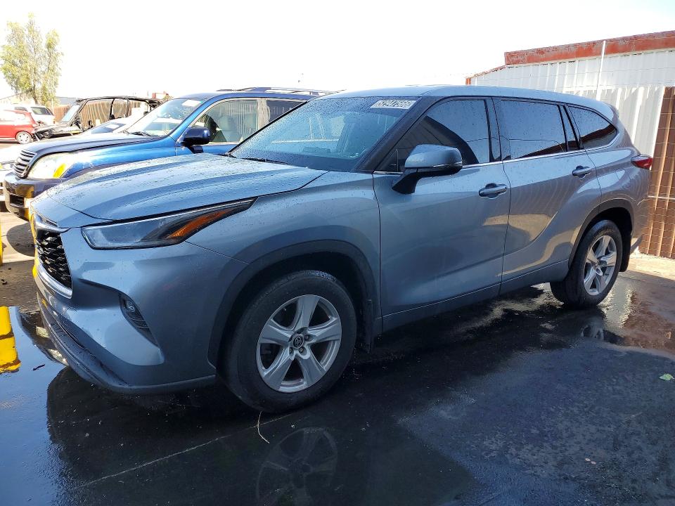 2021 Toyota Highlander VIN 5TDZZRAHXMS041759 COPART salvage auction — MINOR DENT/SCRATCHES, Nv - Certificate Of Title, sold $15,800 on 2026-07-07 (photo 1)