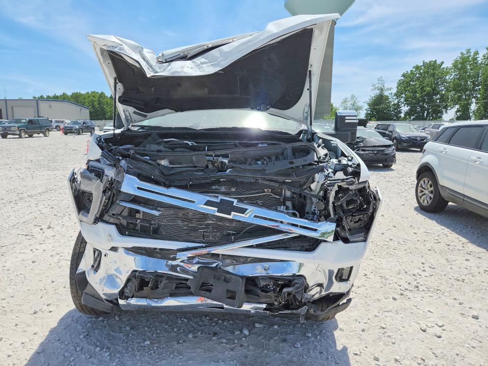 2024 Chevrolet Silverado VIN 1GC4YUEY7RF196447 COPART salvage auction — FRONT END, Il - Certificate Of Title, sold $37,250 on 2026-07-30 (photo 5)