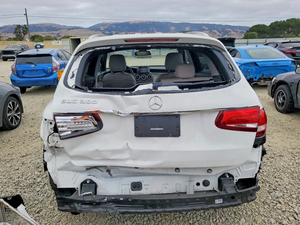 2018 Mercedes-benz Glc class VIN WDC0G4JB9JV098379 COPART salvage auction — REAR END, Ca - Salvage Certificate, sold $7,500 on 2026-07-07 (photo 6)