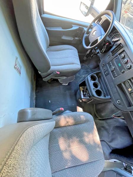 2014 Chevrolet Express VIN 1GB0G2CG8E1143526 COPART salvage auction — NORMAL WEAR, Me - Certificate Of Title (P), sold $1,700 on 2026-07-08 (photo 9)