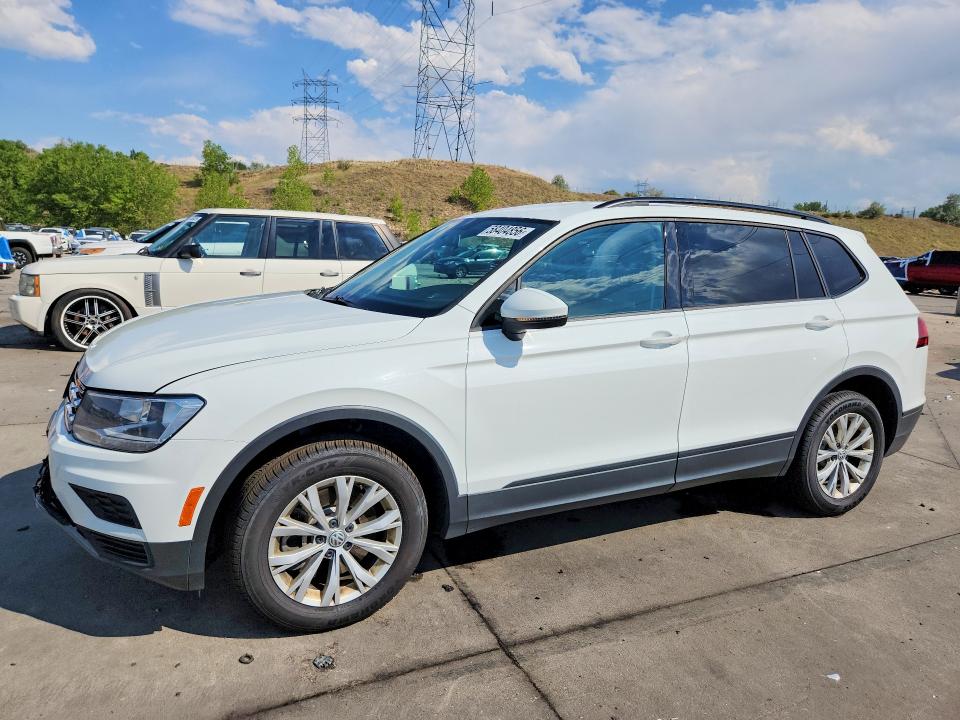2020 Volkswagen Tiguan VIN 3VV1B7AX5LM088985 COPART salvage auction — FRONT END, CO - PUBLIC - SALVAGE TITLE, sold $5,900 on 2026-07-29 (photo 1)