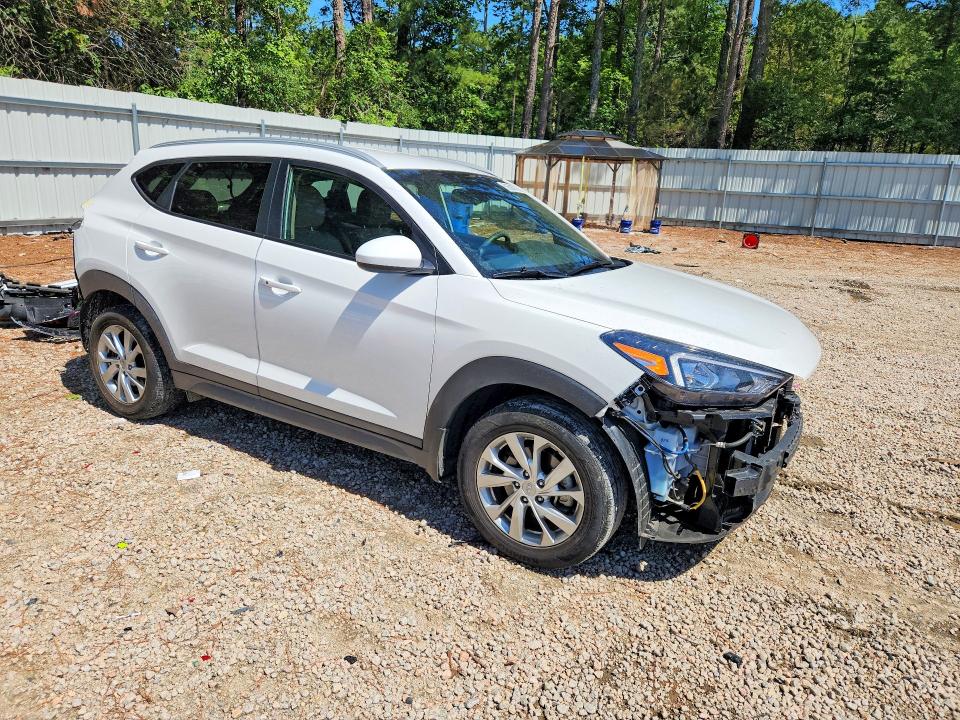 2019 Hyundai Tucson VIN KM8J33A49KU948113 COPART salvage auction — REAR END, Nc - Salvage Certificate Of Title, sold $2,000 on 2026-07-31 (photo 4)