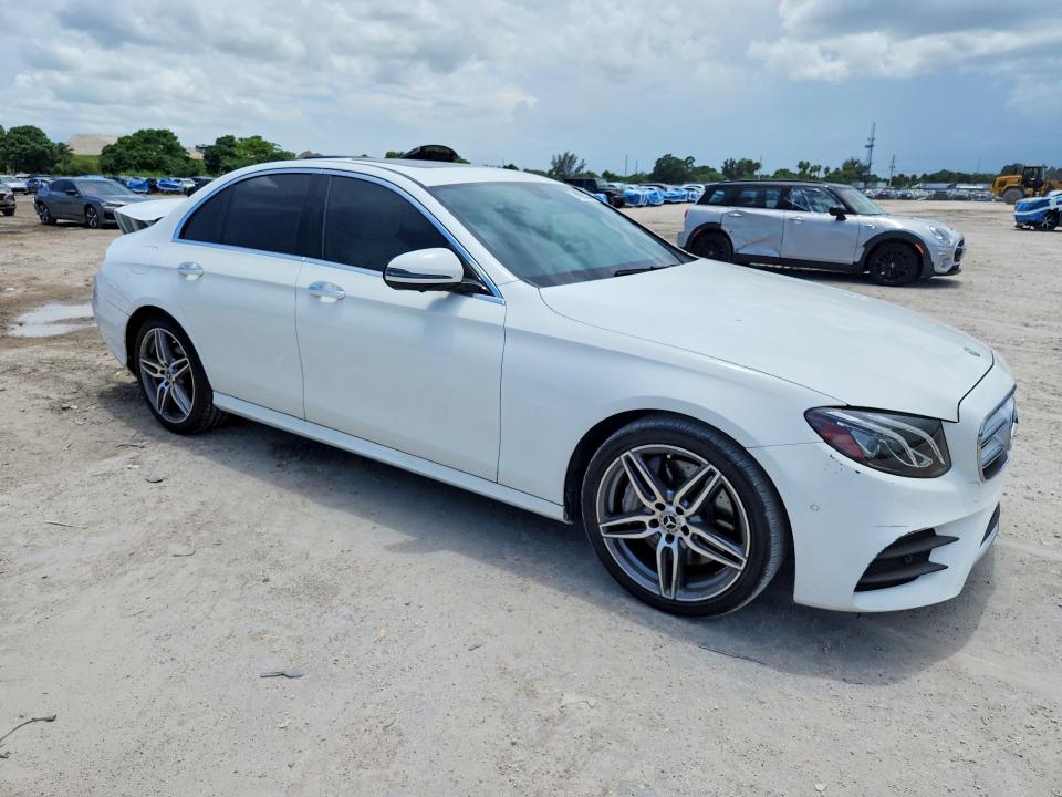 2020 Mercedes-benz VIN WDDZF8DB6LA723565 COPART salvage auction — REAR END, Fl - Cert Of Title Slvg Rebuildable, sold $14,100 on 2026-07-16 (photo 4)