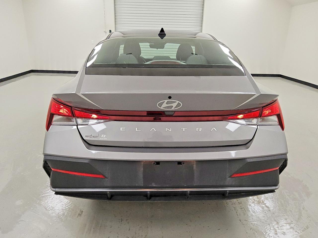 2024 Hyundai Elantra VIN KMHLL4DG5RU850498 COPART salvage auction — Minor Dent/Scratches, TX - CERTIFICATE OF TITLE, sold $13,000 on 2026-07-02 (photo 6)