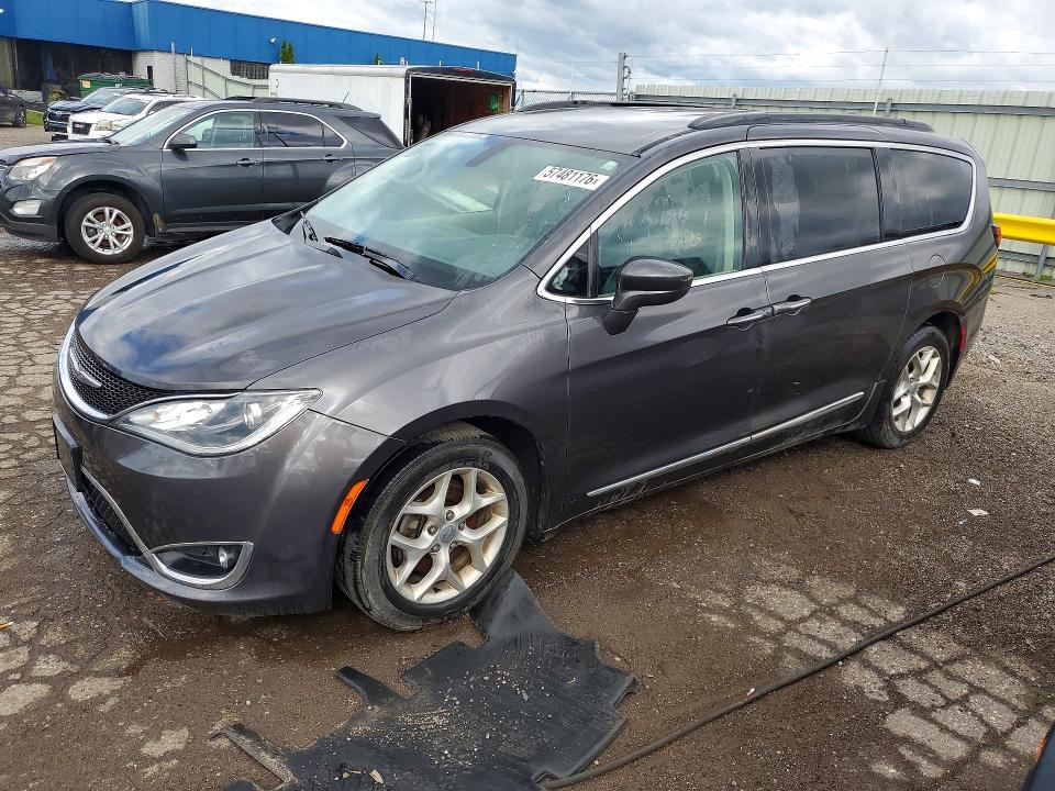 2017 Chrysler VIN 2C4RC1BG8HR816261 COPART salvage auction — SIDE, Mi - Dealer Only Clean Title, sold $4,900 on 2026-07-09 (photo 1)