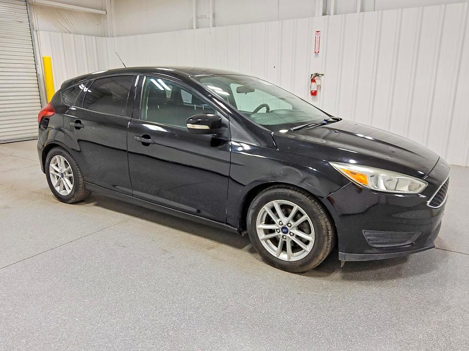 2016 Ford Focus VIN 1FADP3K25GL247042 COPART salvage auction — MINOR DENT/SCRATCHES, Az - Certificate Of Title, sold $800 on 2026-07-09 (photo 4)