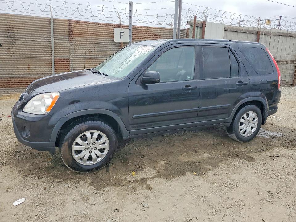 2006 Honda Cr-v VIN JHLRD789X6C012755 COPART salvage auction — MINOR DENT/SCRATCHES, CA - DIS/DLR/EXP ONLY CLEAN TITLE, sold $924 on 2026-07-19 (photo 1)