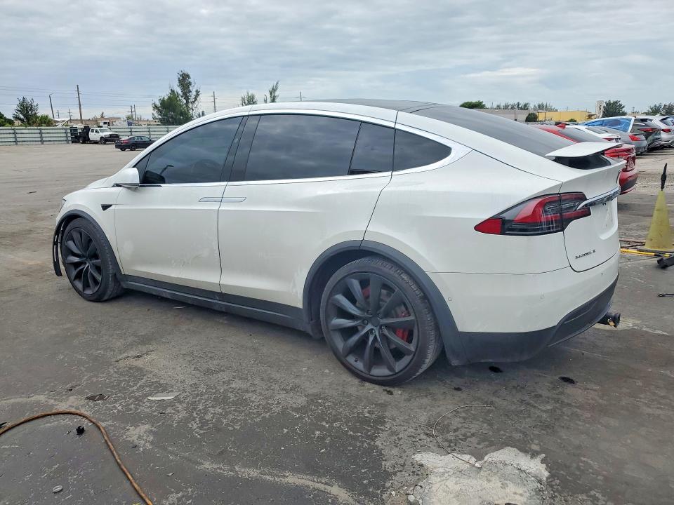 2017 Tesla Model x VIN 5YJXCBE29HF039274 COPART salvage auction — MECHANICAL, Az - Cert Of Title - Salvage, sold $7,300 on 2026-07-22 (photo 2)