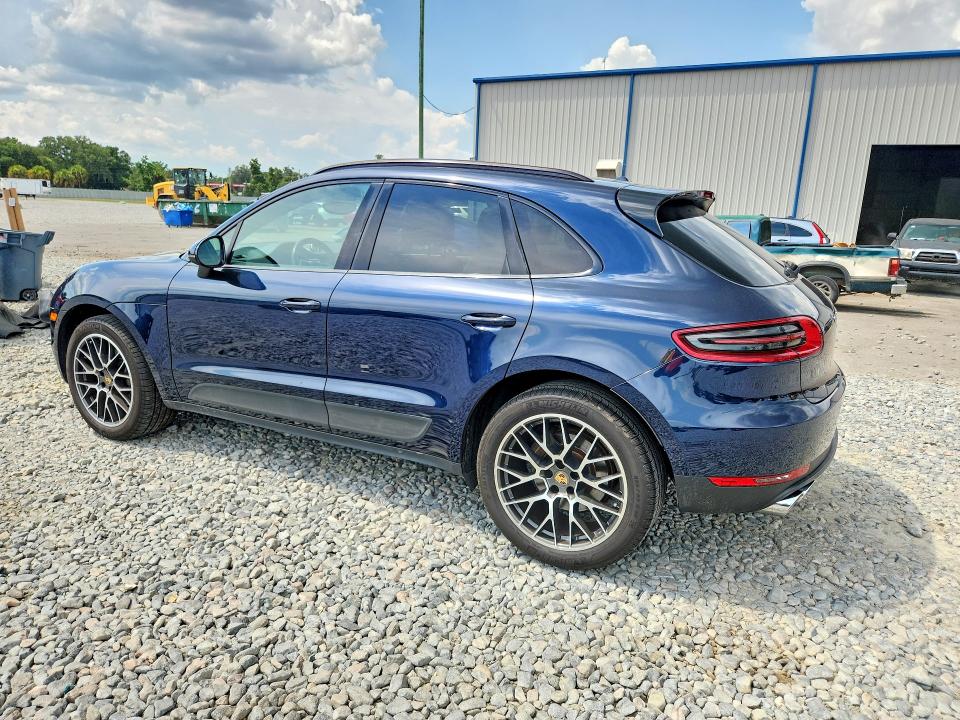 2018 Porsche Macan VIN WP1AA2A56JLB19953 COPART salvage auction — MINOR DENT/SCRATCHES, Fl - Cert Of Title Slvg Rebuildable, sold $40 on 2026-07-29 (photo 2)