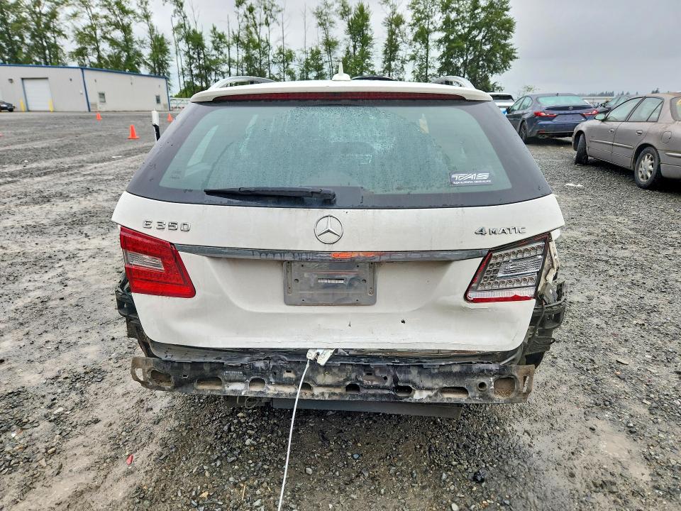 2013 Mercedes-benz E-klasse VIN WDDHH8JB8DA733655 COPART salvage auction — REAR END, WA - BILL OF SALE, sold $1,450 on 2026-08-17 (photo 6)