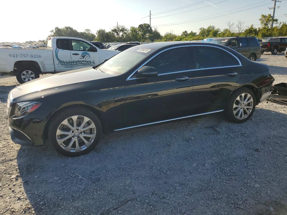 2017 Mercedes-benz E-klasse VIN WDDZF4KBXHA197878 COPART salvage auction — REAR END, FL - CERT OF TITLE SLVG REBUILDABLE, sold $9,000 on 2026-07-31 (photo 1)