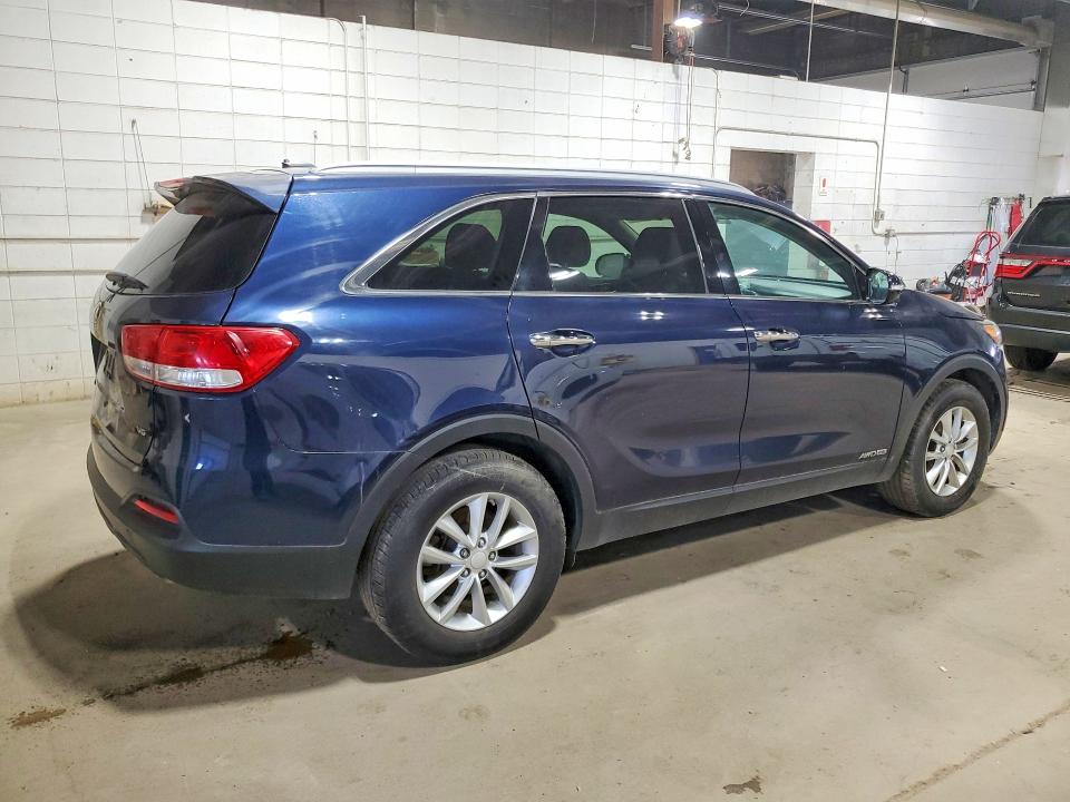 2017 Kia Sorento VIN 5XYPGDA54HG214152 COPART salvage auction — MINOR DENT/SCRATCHES, Mn - Certificate Of Title, sold $1,700 on 2026-07-09 (photo 3)