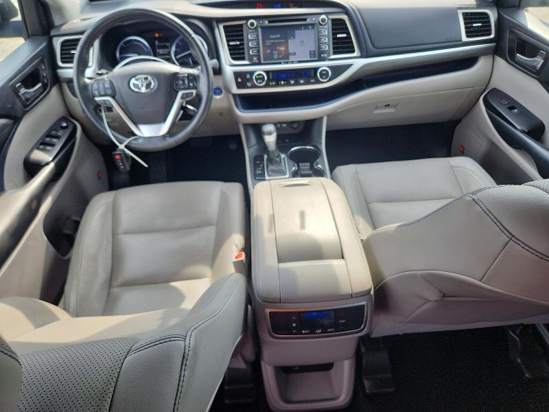2019 Toyota Highlander VIN 5TDDGRFH8KS057707 COPART salvage auction — FRONT END, PA - CERTIFICATE OF SALVAGE, sold $3,100 on 2026-07-21 (photo 8)