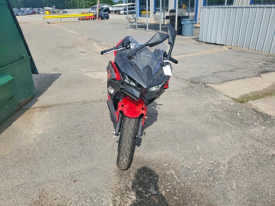 2025 Kawasaki Zx VIN ML5EXGG12SDA47712 COPART salvage auction — FRONT END, Ar - Certificate Of Title, sold $575 on 2026-07-02 (photo 2)