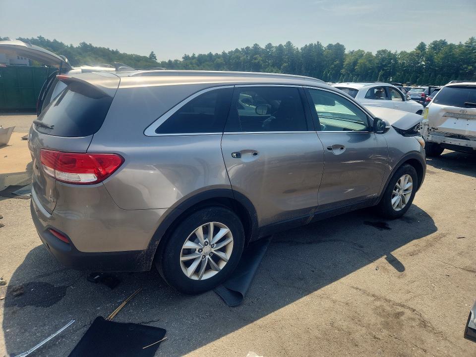 2016 Kia Sorento VIN 5XYPGDA52GG078585 COPART salvage auction — FRONT END, Salvage Title, sold $2,150 on 2026-07-14 (photo 3)