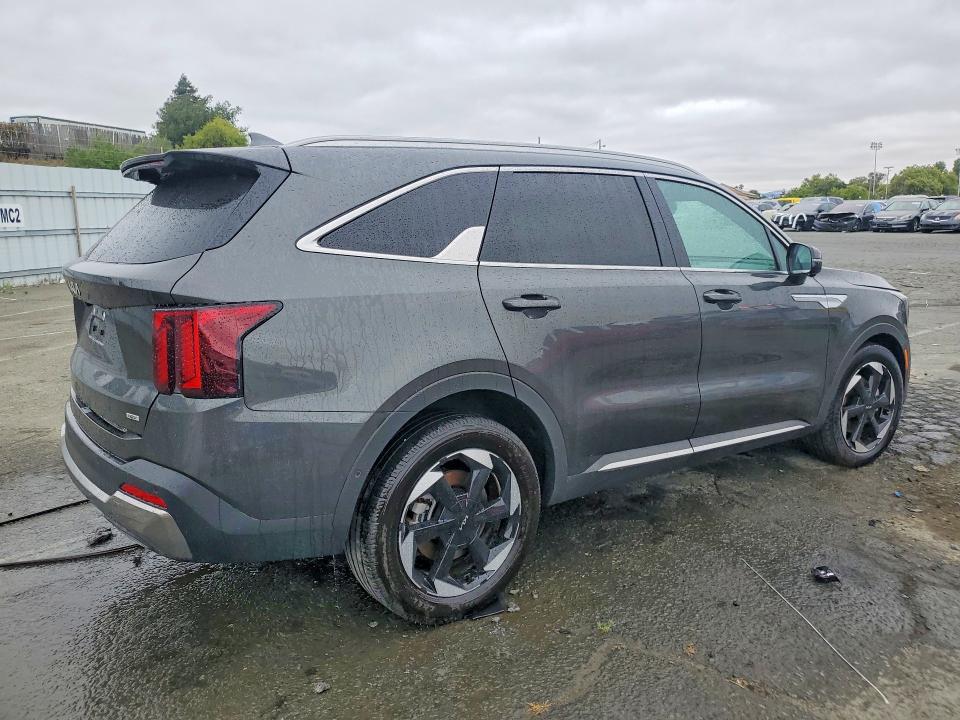 2025 Kia Sorento VIN KNDRKDJG8S5414928 COPART salvage auction — FRONT END, CA - CERTIFICATE OF TITLE, sold $17,000 on 2026-07-14 (photo 3)
