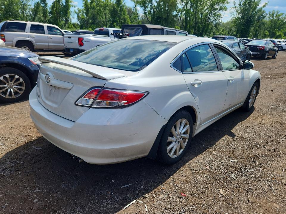 2011 Mazda 6 VIN 1YVHZ8CH9B5M23300 COPART salvage auction — UNDERCARRIAGE, CT - CERT OF TITLE-SALVAGE, sold $475 on 2026-07-02 (photo 3)