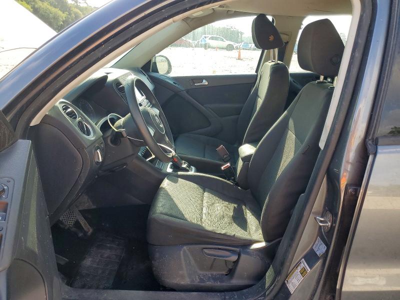 2017 Volkswagen Tiguan VIN WVGAV7AX6HK047247 COPART salvage auction — ENGINE BURN, Tx - Nonrepairable Title, sold $150 on 2026-07-14 (photo 7)
