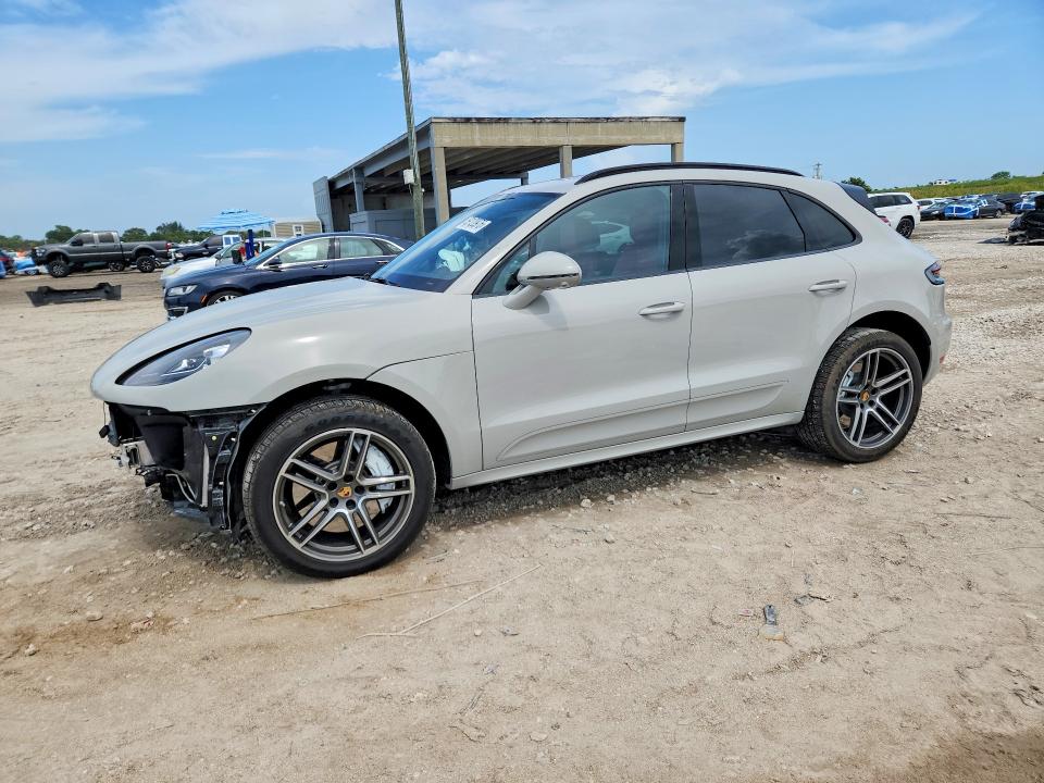 2020 Porsche Macan VIN WP1AF2A52LLB60455 COPART salvage auction — FRONT END, Fl - Cert Of Title Slvg Rebuildable, sold $20,200 on 2026-08-06 (photo 1)