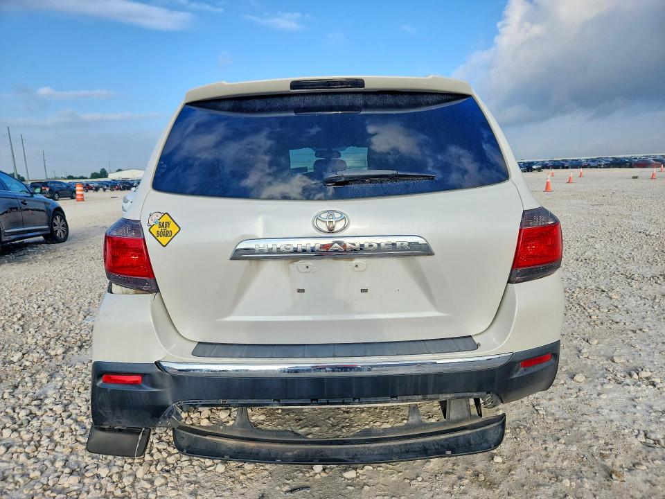 2012 Toyota VIN 5TDZA3EH8CS026979 COPART salvage auction — REAR END, Tx - Salvage Vehicle Title, sold $4,650 on 2026-07-16 (photo 6)