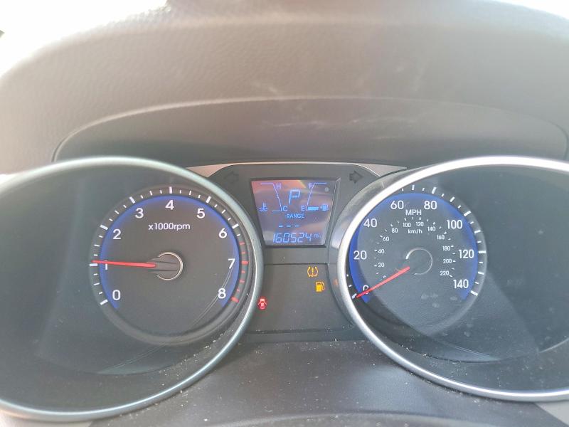 2015 Hyundai Tucson VIN KM8JU3AG9FU108507 COPART salvage auction — MINOR DENT/SCRATCHES, Tn - Certificate Of Title, sold $2,100 on 2026-07-21 (photo 9)