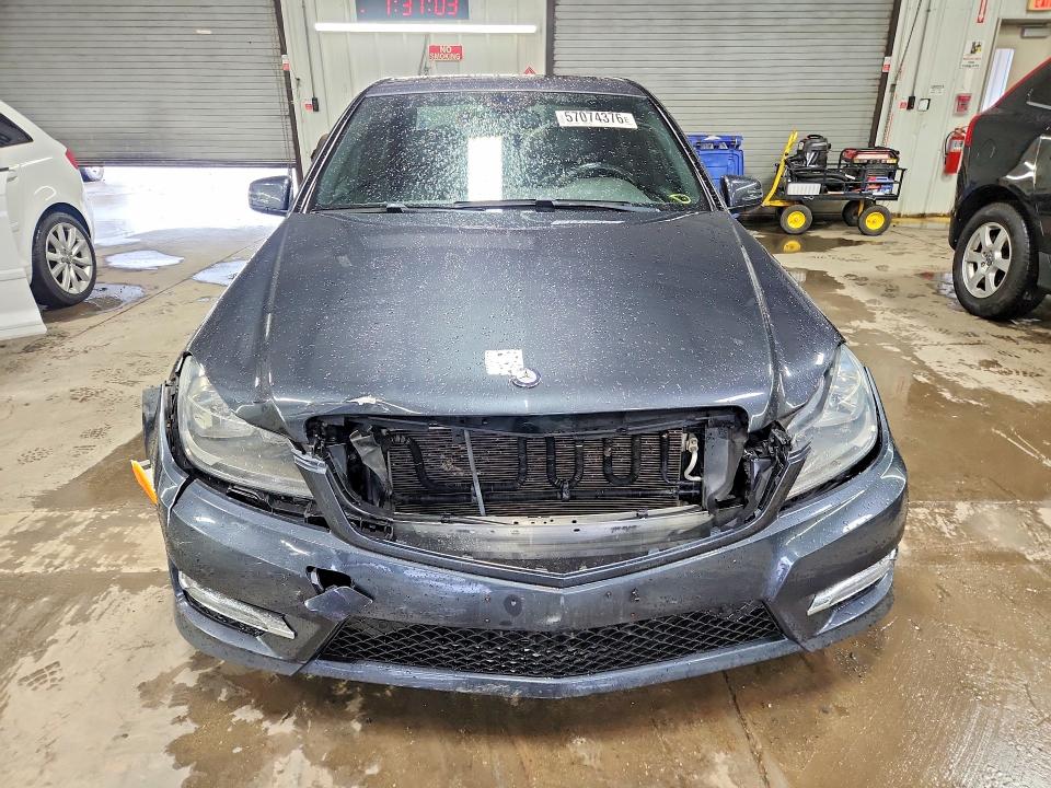 2014 Mercedes-benz VIN WDDGF8AB0ER310234 COPART salvage auction — FRONT END, Il - Salvage Certificate, sold $2,200 on 2026-07-21 (photo 5)