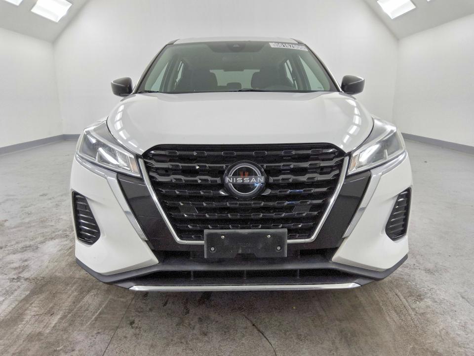 2023 Nissan Kicks VIN 3N1CP5BV5PL506244 COPART salvage auction — NORMAL WEAR, Ca - Certificate Of Title, sold $8,400 on 2026-07-09 (photo 5)