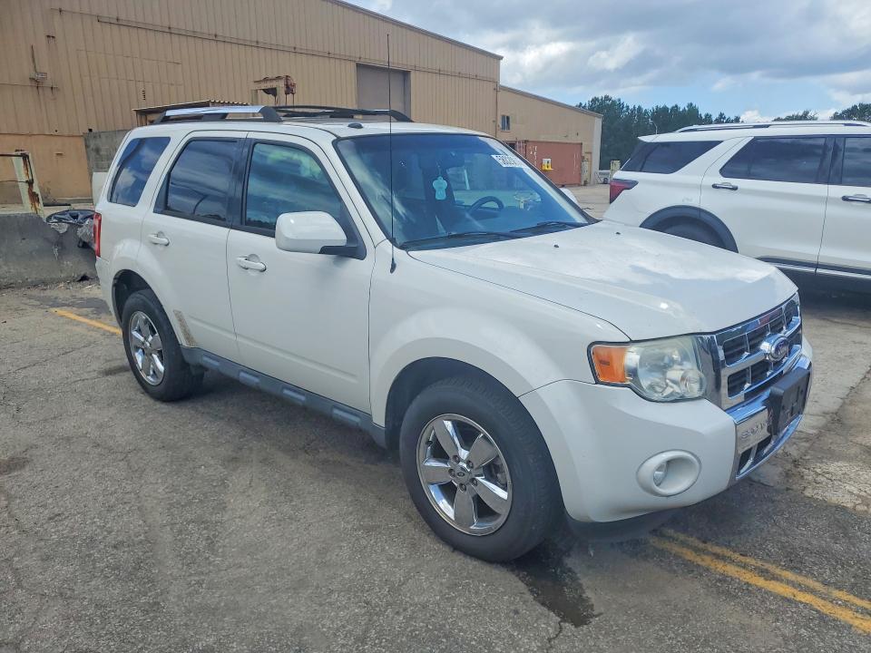 2010 Ford Escape VIN 1FMCU0EG0AKA55718 COPART salvage auction — SIDE, Sc - Cert Of Title-Salvage, sold $1,300 on 2026-07-31 (photo 4)