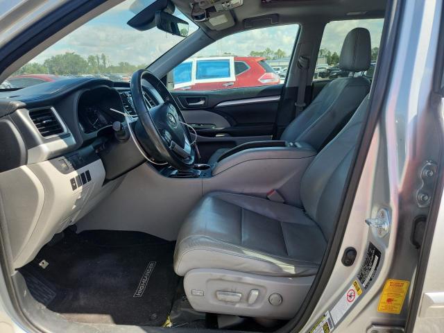 2017 Toyota Highlander VIN 5TDKZRFH5HS189804 COPART salvage auction — FRONT END, Fl - Cert Of Title Slvg Rebuildable, sold $275 on 2026-07-21 (photo 7)