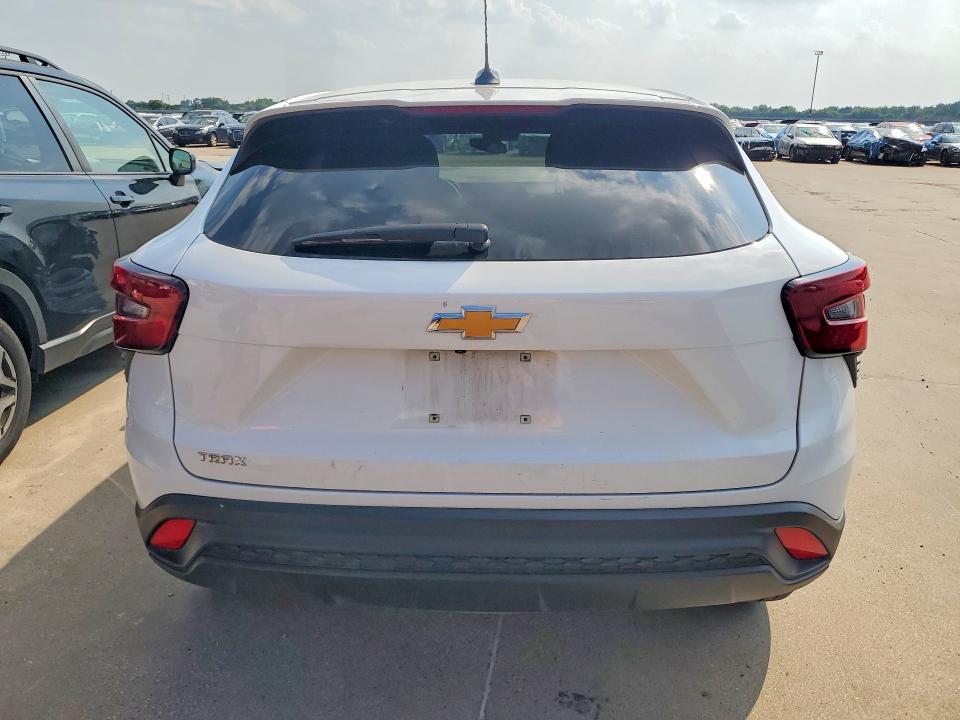 2025 Chevrolet Trax VIN KL77LFEP5SC177625 COPART salvage auction — FRONT END, Fl - Certificate Of Title (P), sold $7,000 on 2026-07-20 (photo 6)