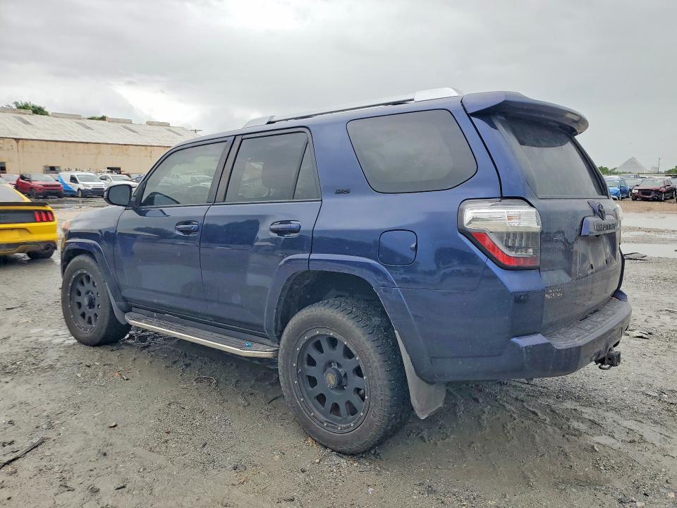 2016 Toyota VIN JTEZU5JR6G5143968 COPART salvage auction — UNDERCARRIAGE, Tx - Salvage Vehicle Title, sold $500 on 2026-07-28 (photo 2)