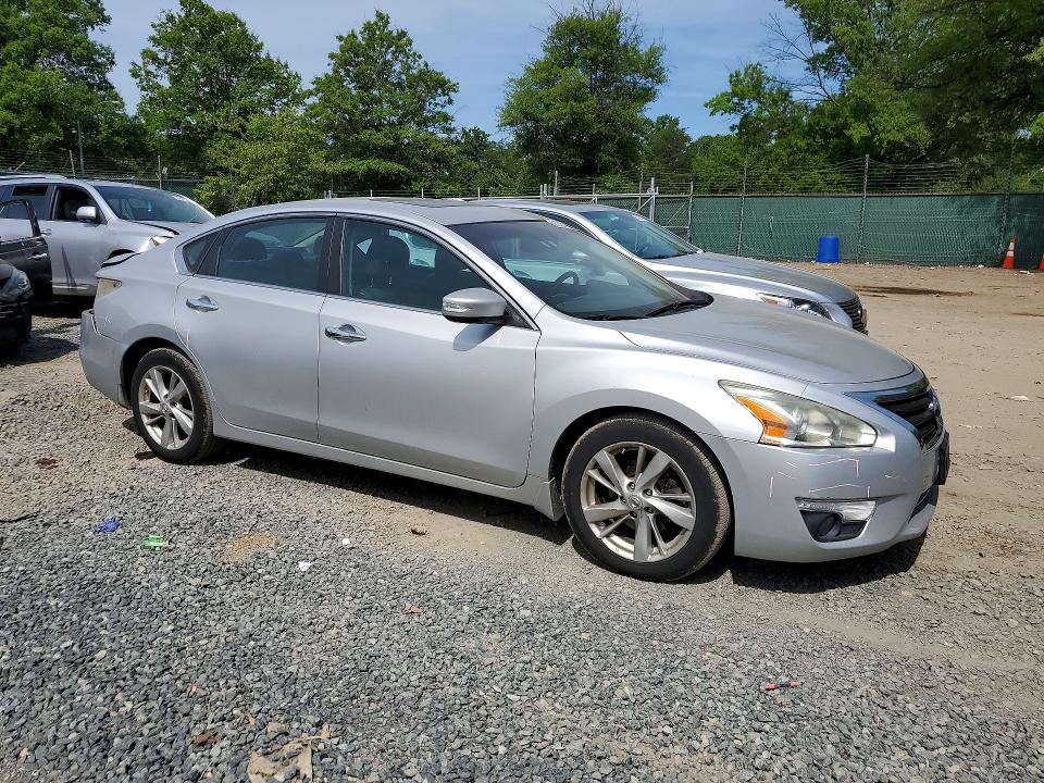 2015 Nissan Altima VIN 1N4AL3AP3FN338938 COPART salvage auction — REAR END, Salvage Title, sold $775 on 2026-07-09 (photo 4)