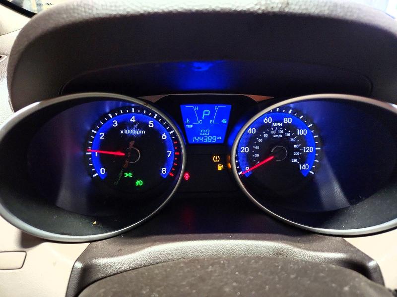 2015 Hyundai Tucson VIN KM8JUCAG1FU030093 COPART salvage auction — FRONT END, Va - Certificate Of Title, sold $1,900 on 2026-07-28 (photo 9)