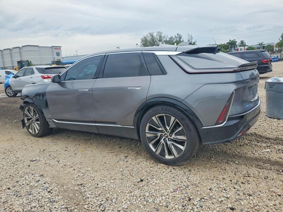 2023 Cadillac Lyriq VIN 1GYKPMRK1PZ000945 COPART salvage auction — FRONT END, Fl - Cert Of Title Slvg Rebuildable, sold $15 on 2026-07-31 (photo 2)