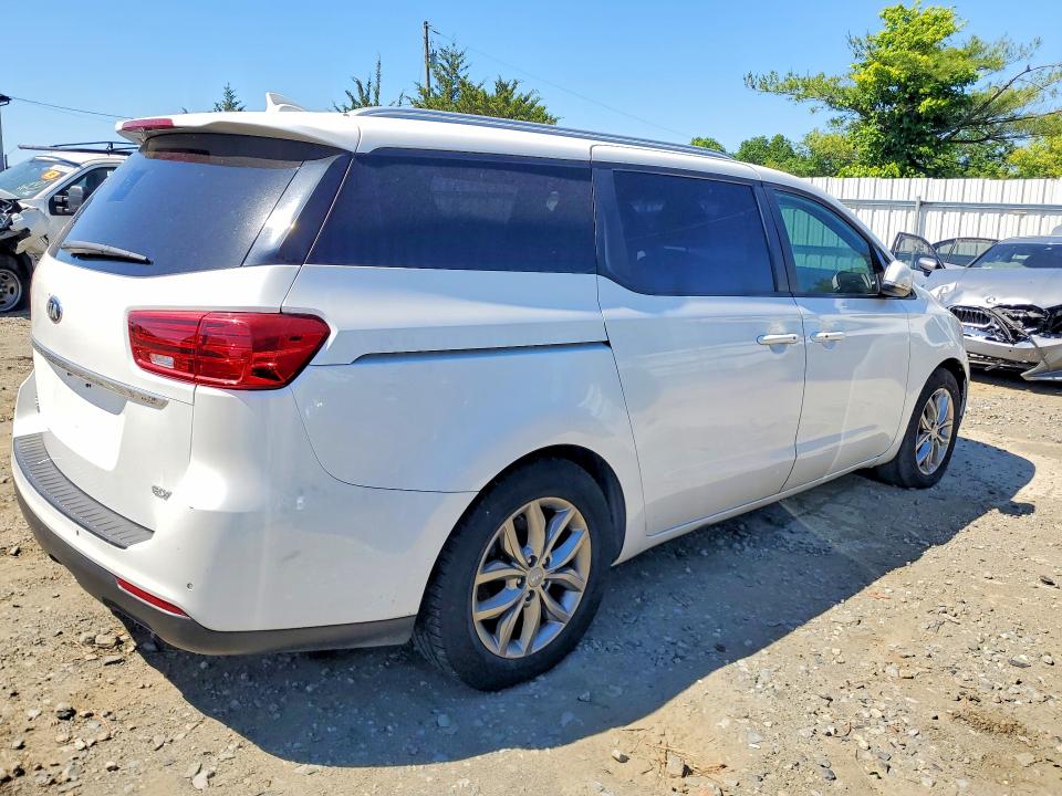 2020 Kia VIN KNDMB5C1XL6639503 COPART salvage auction — MINOR DENT/SCRATCHES, Wv - Certificate Of Title (P), sold $4,000 on 2026-07-28 (photo 3)