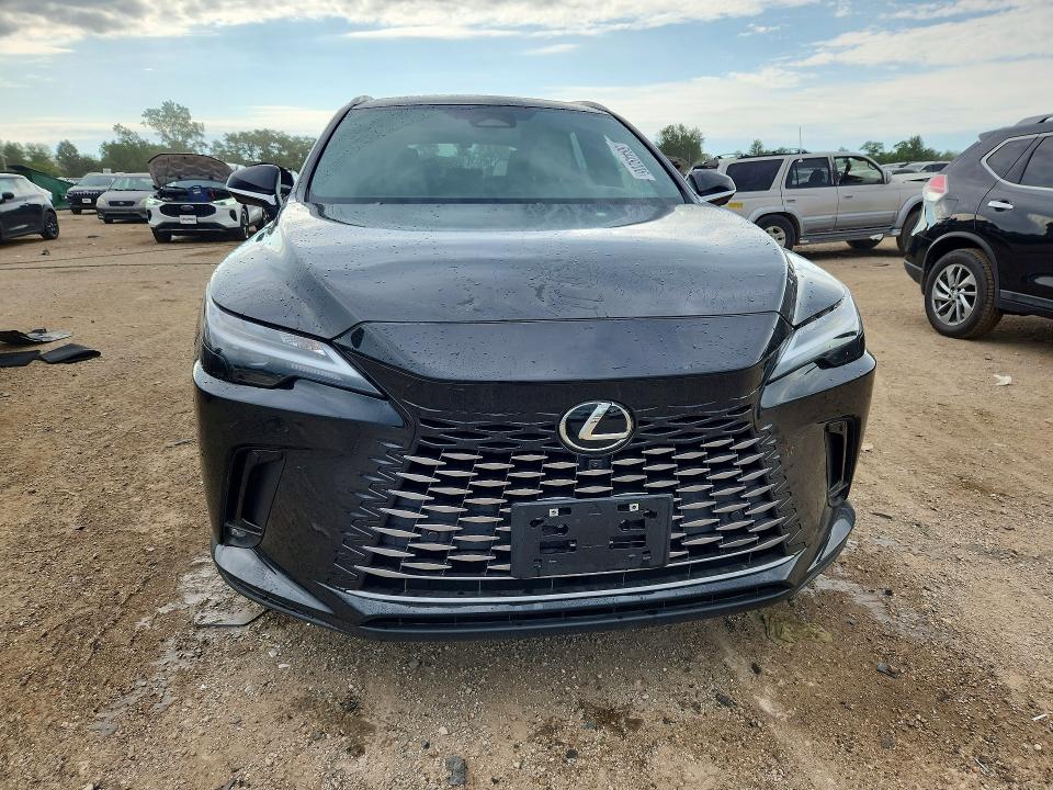 2024 Lexus VIN 2T2BAMCA9RC088790 COPART salvage auction — REAR END, Il - Salvage Certificate, sold $17,300 on 2026-07-28 (photo 5)