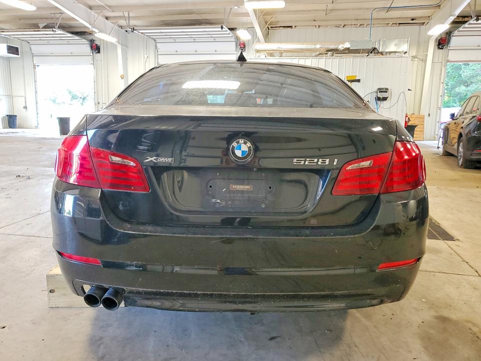 2013 BMW 5er VIN WBAXH5C54DD112050 COPART salvage auction — MECHANICAL, Mn - Certificate Of Title, sold $525 on 2026-07-16 (photo 6)