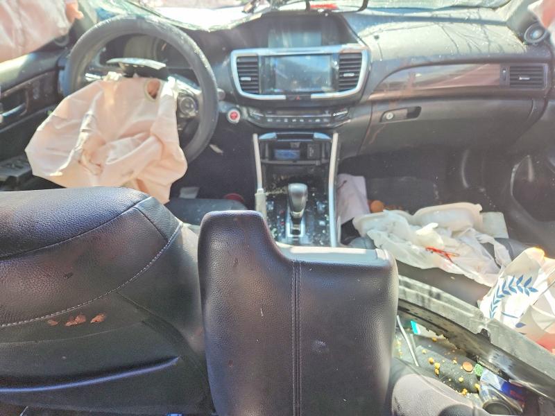 2017 Honda Accord VIN JHMCR6F72HC006580 COPART salvage auction — ROLLOVER, Ca - Salvage Certificate, sold $325 on 2026-07-22 (photo 8)
