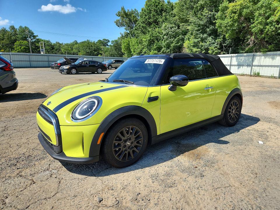 2022 Mini VIN WMW23DL0XN3N29266 COPART salvage auction — WATER/FLOOD, Fl - Cert Of Title-Slvg Rebld Flood, sold $10,700 on 2026-08-06 (photo 1)