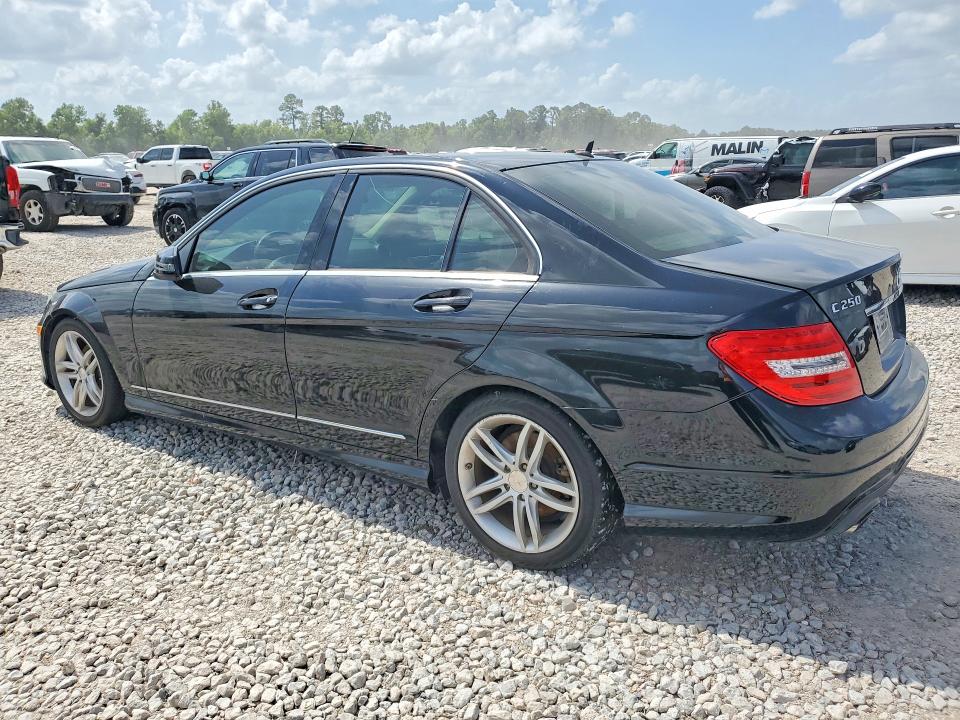 2013 Mercedes-benz C-klasse VIN WDDGF4HB2DA769924 COPART salvage auction — MECHANICAL, Tx - Certificate Of Title, sold $700 on 2026-07-10 (photo 2)