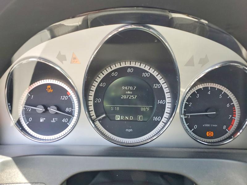 2011 Mercedes-benz C class VIN WDDGF5EB8BR152214 COPART salvage auction — MINOR DENT/SCRATCHES, CA - SALVAGE CERTIFICATE, sold $750 on 2026-08-10 (photo 9)