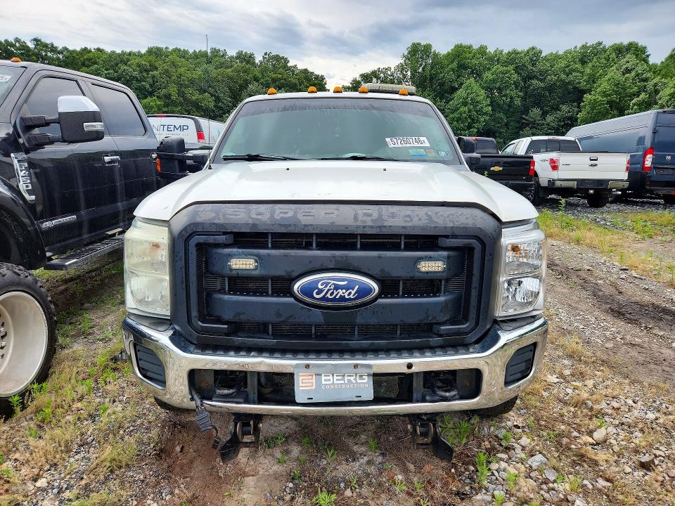 2011 Ford F-350 super duty VIN 1FDRF3HT9BEB18121 COPART salvage auction — MECHANICAL, Pa - Cert Of Title, sold $5,800 on 2026-07-08 (photo 5)